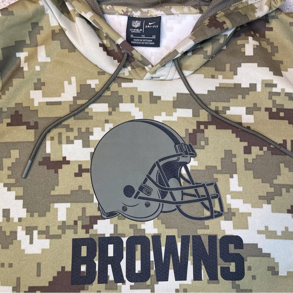 Nike Cleveland Browns Camo “Salute to Service” Hoodie - Picture 3 of 4